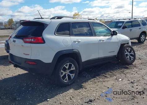 2015 Jeep Cherokee Trailhawk из США, поврежденный, VIN 1C4PJMBS4FW660131